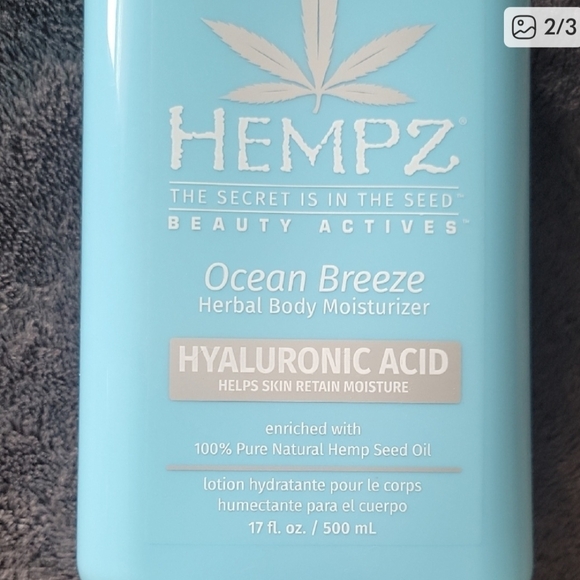 Hempz Ocean Breeze Herbal Body Moisturizer - Blue - Picture 2 of 3